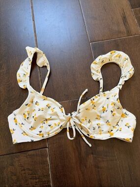 ABERCROMBIE & FITCH Lovely Lemons Bikini Top Women’s Sz S EUC
